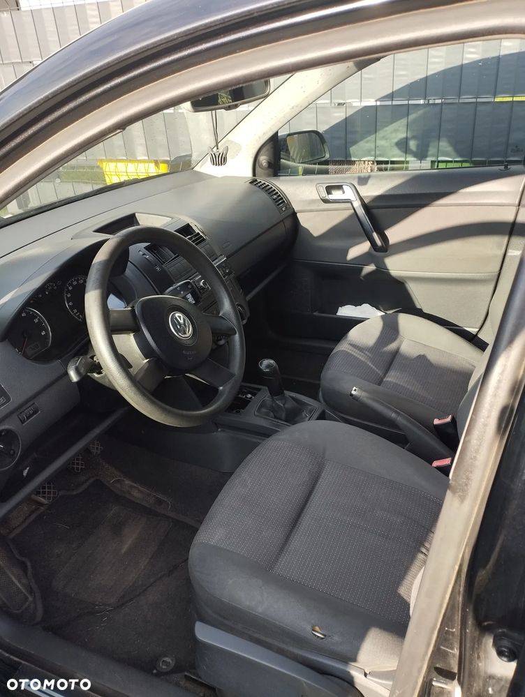 Volkswagen Polo - 5