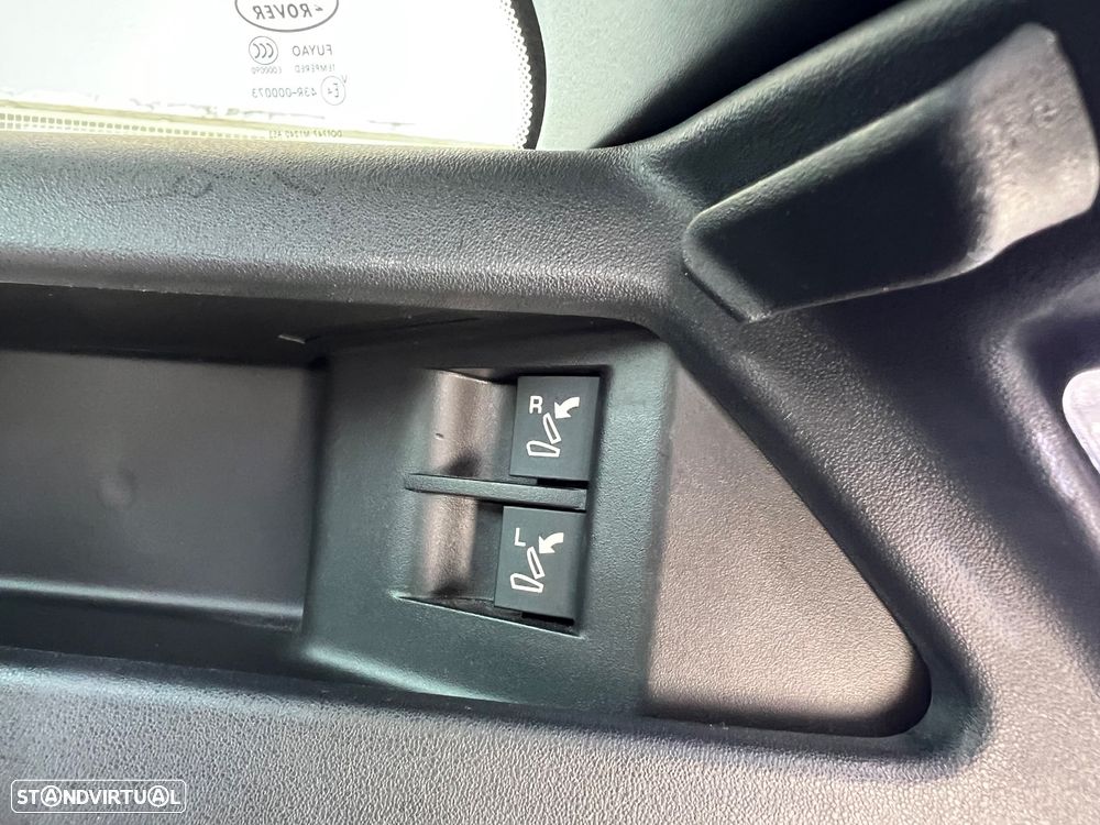 Land Rover Discovery Sport 2.0 eD4 R-Dynamic S 7L - 61