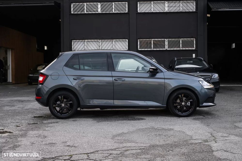 Skoda Fabia 1.0 TSI Essence - 2