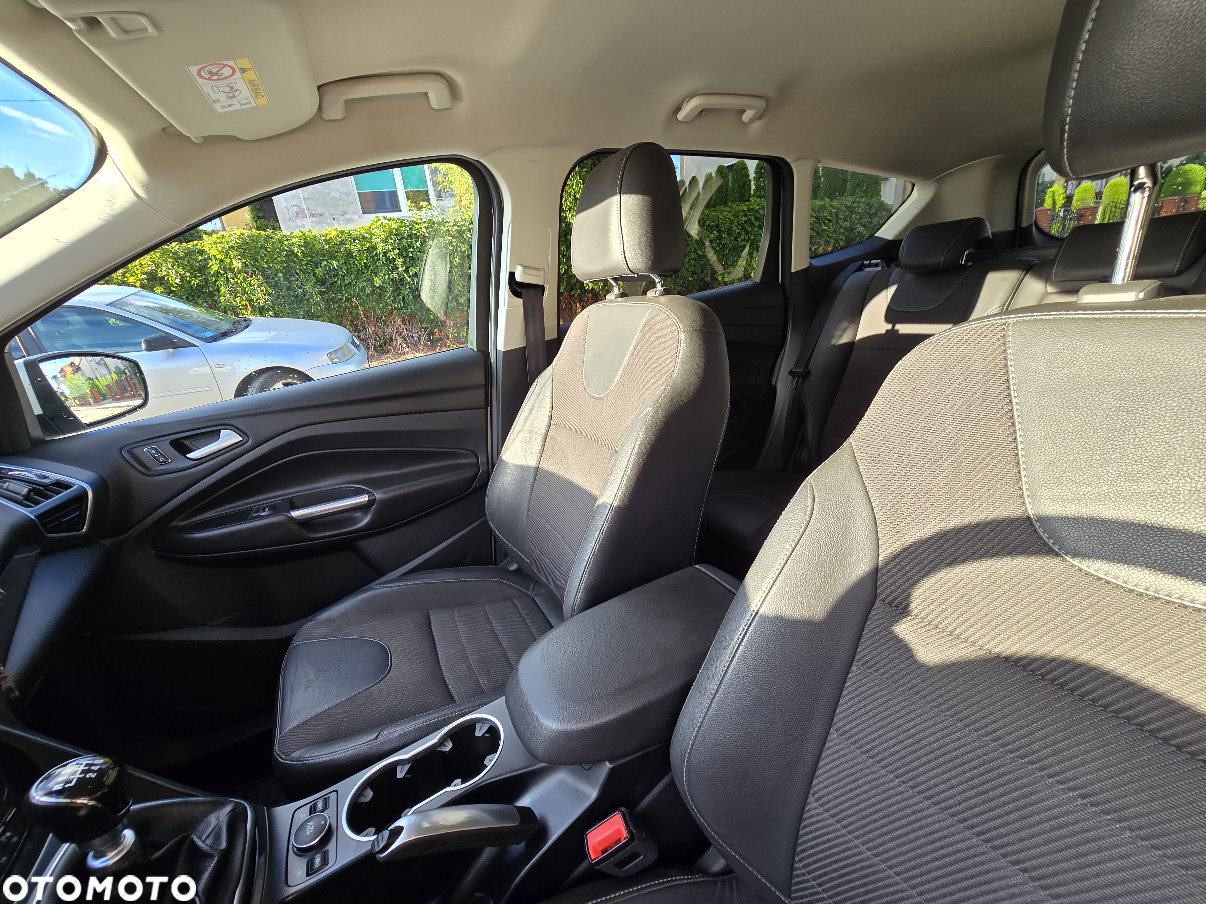 Ford Kuga 2.0 TDCi 4x4 Individual - 16