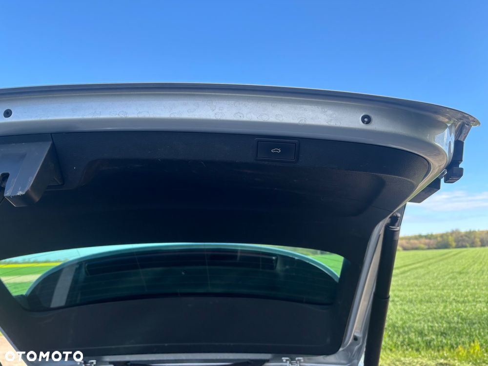 Skoda Octavia 2.0 TDI SCR Ambition DSG - 17