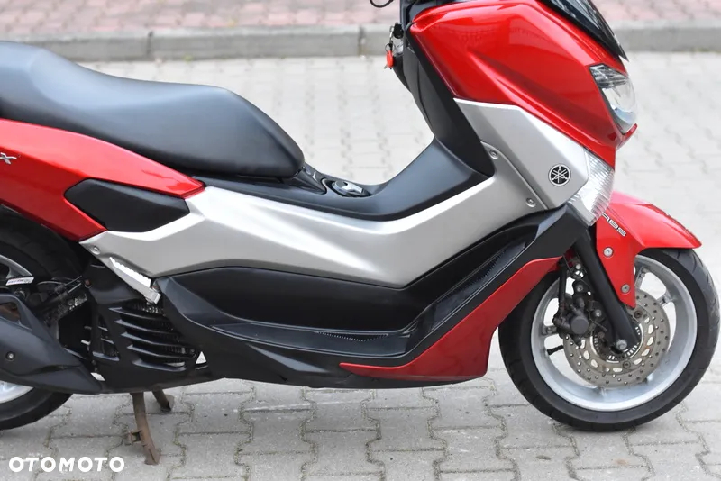 Yamaha NMAX - 8