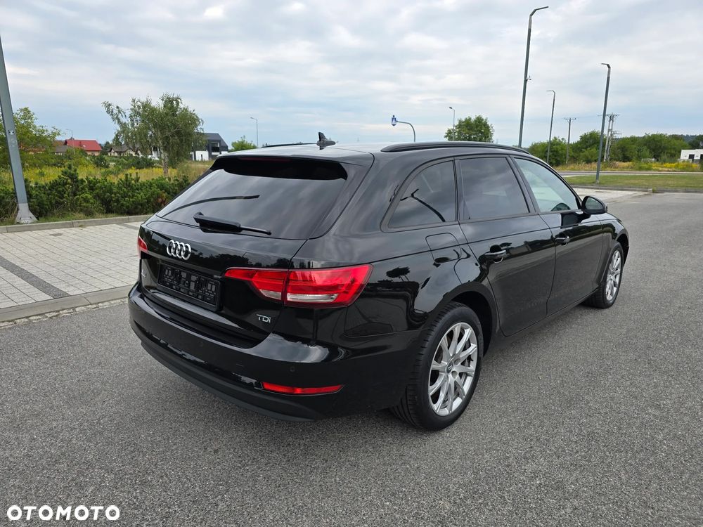 Audi A4 Avant 2.0 TDI - 26