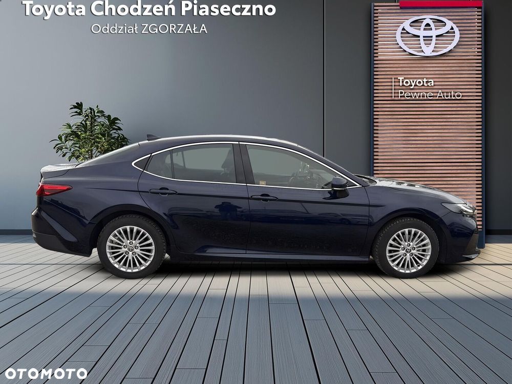 Toyota Camry 2025