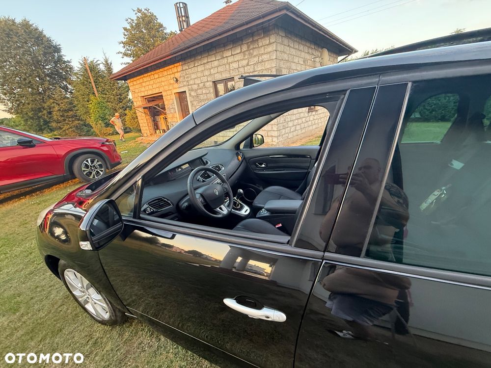 Renault Scenic - 2