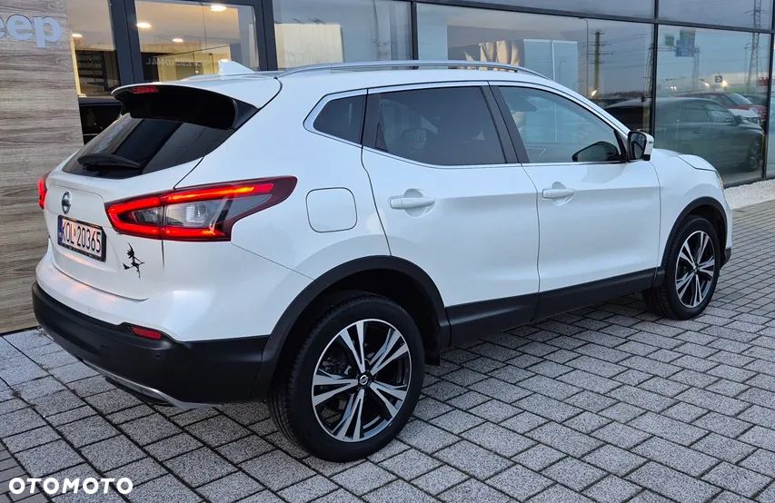 Nissan Qashqai 1.3 DIG-T Tekna DCT - 2