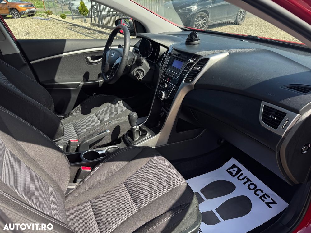Hyundai i30 1.4 Classic - 11