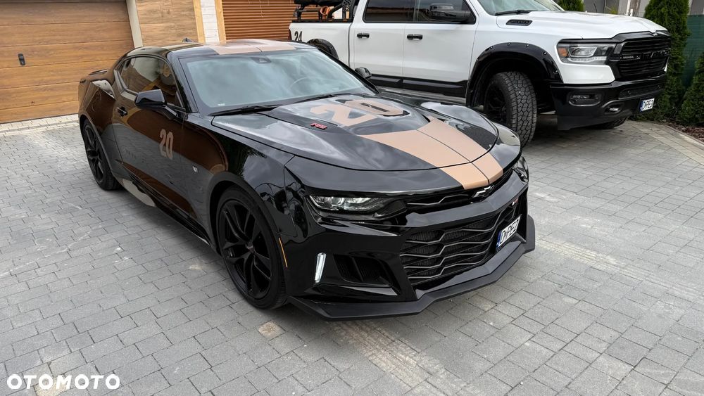 Chevrolet Camaro - 13