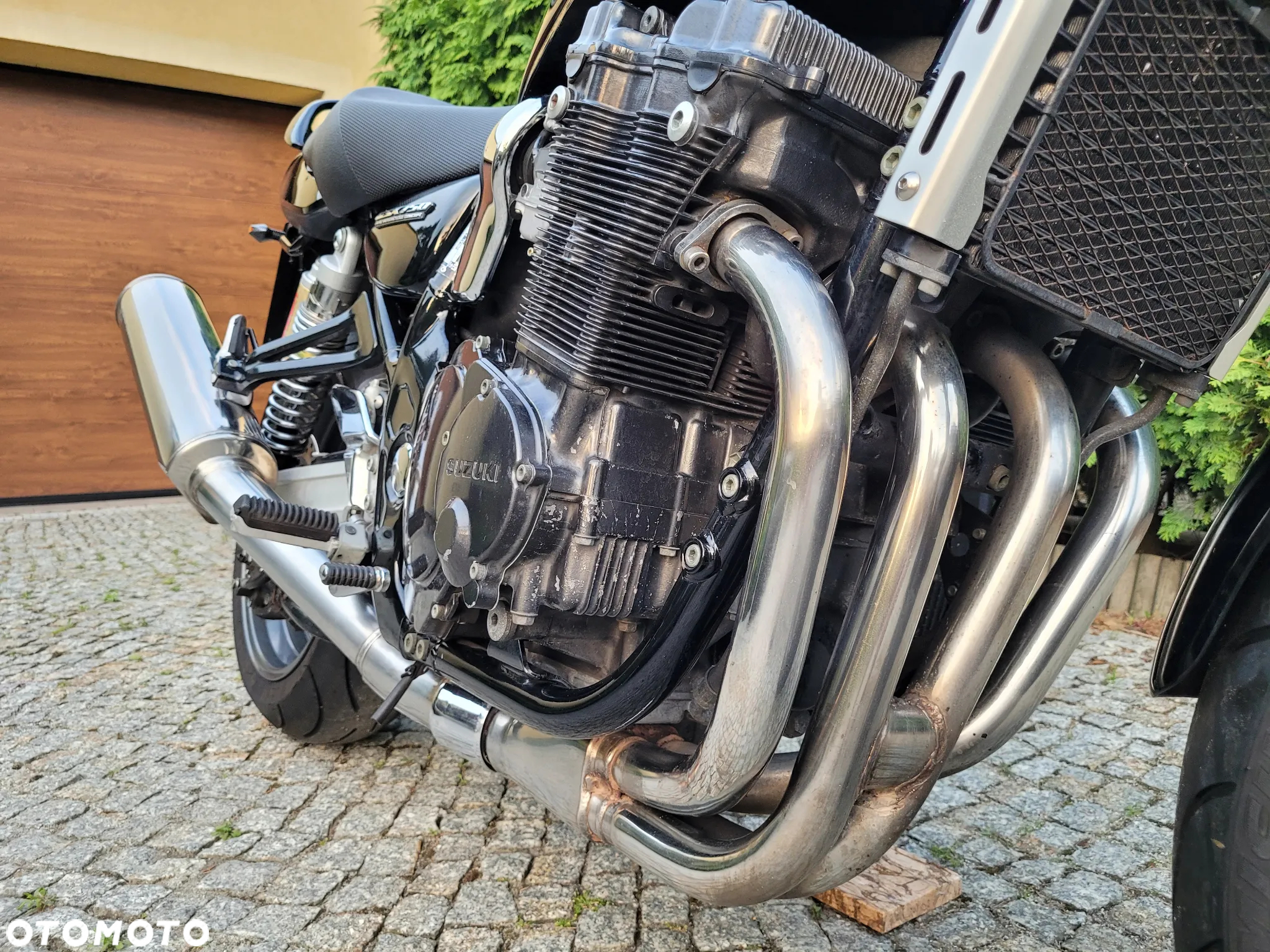 Suzuki GSX - 4