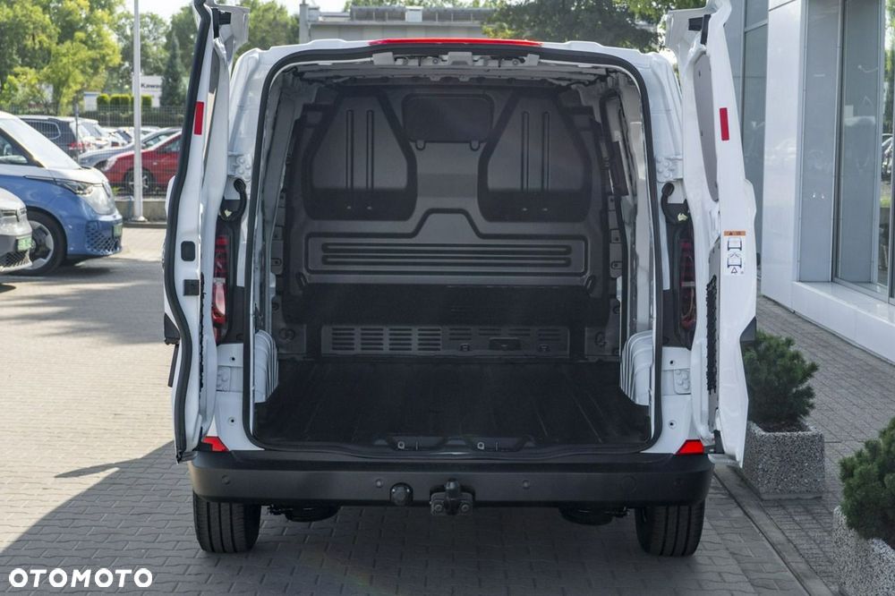Volkswagen Transporter - 9