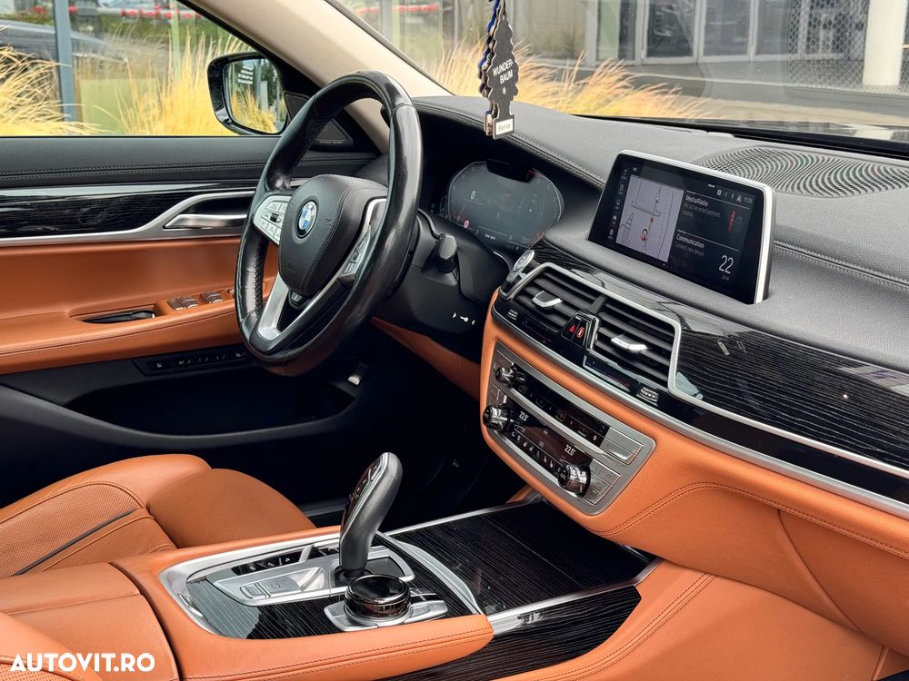 BMW Seria 7 740d xDrive - 20
