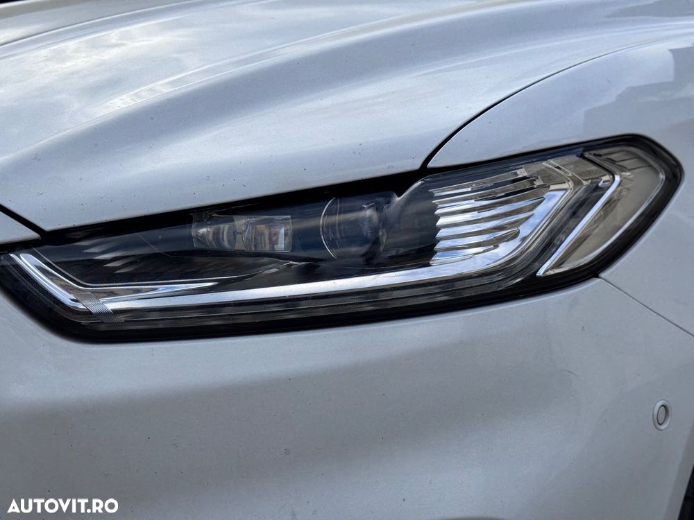 Ford Mondeo 2.0 TDCi Aut. ST Line High - 24
