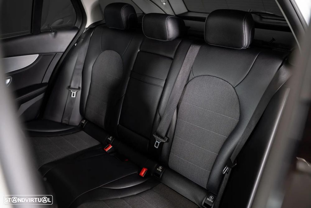 Mercedes-Benz C 250 CDi Avantgarde BlueEfficiency Aut. — fotografia 47