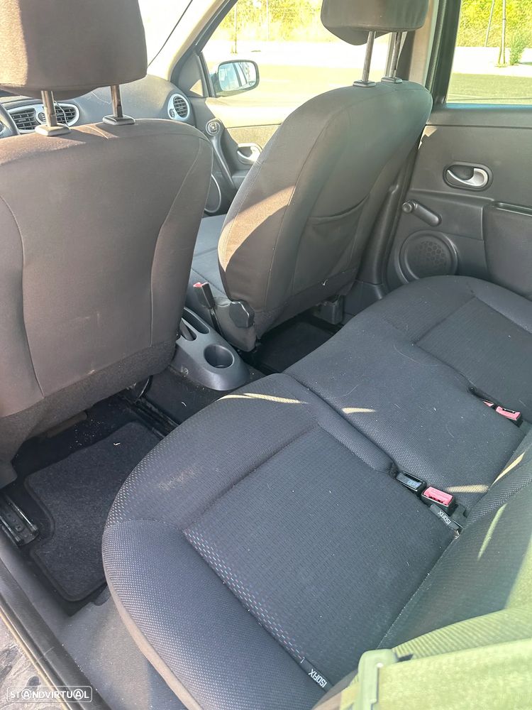 Renault Clio 1.2 TCE Dynamique S - 12