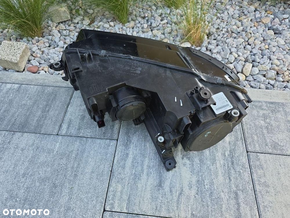 VW TIGUAN 2 II 5NN ALLSPACE Lampa prawa przód Zwykła H7 Led 5NN941006 - 9
