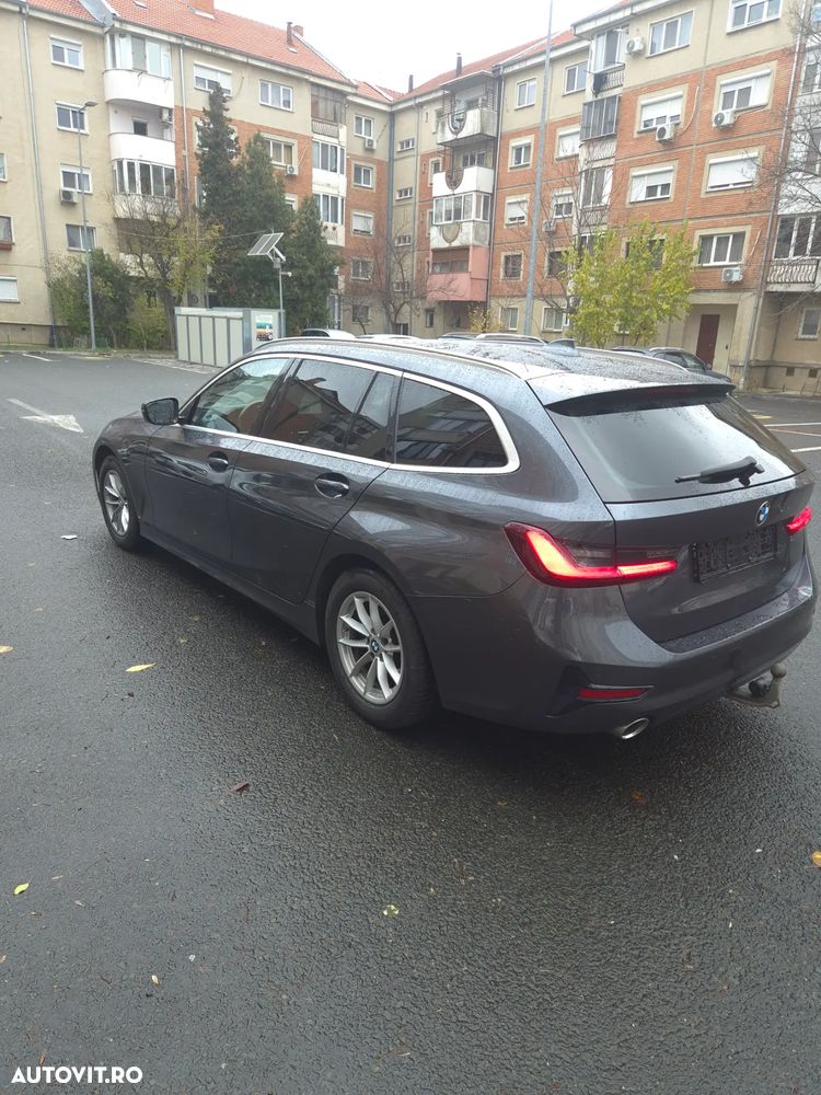 BMW Seria 3 320d Touring Aut. - 4
