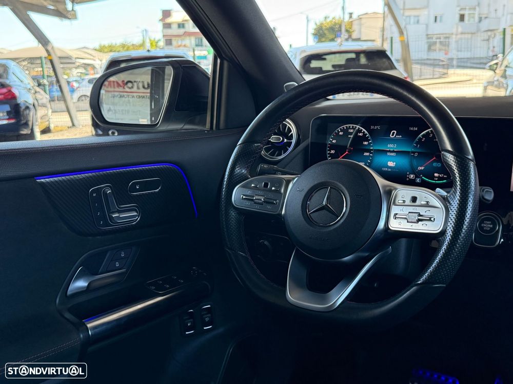 Mercedes-Benz GLA 250 - 59