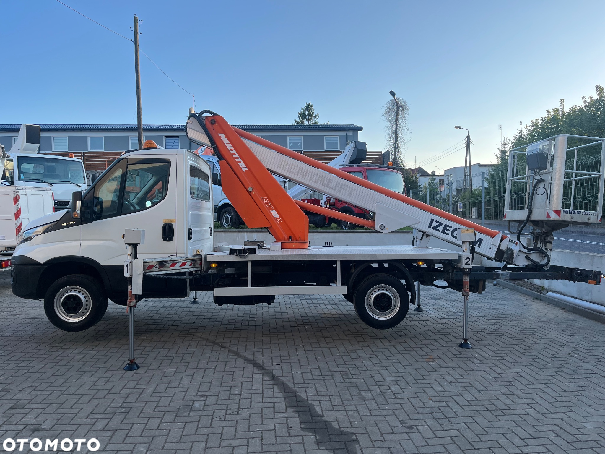 Iveco Podnośnik Koszowy Zwyżka 18 metrów Multitel MT182 Kosz 250KG!!! 13 M w Bok ! UDT BDB Stan jak Wumag Ruthmann GSR - 9