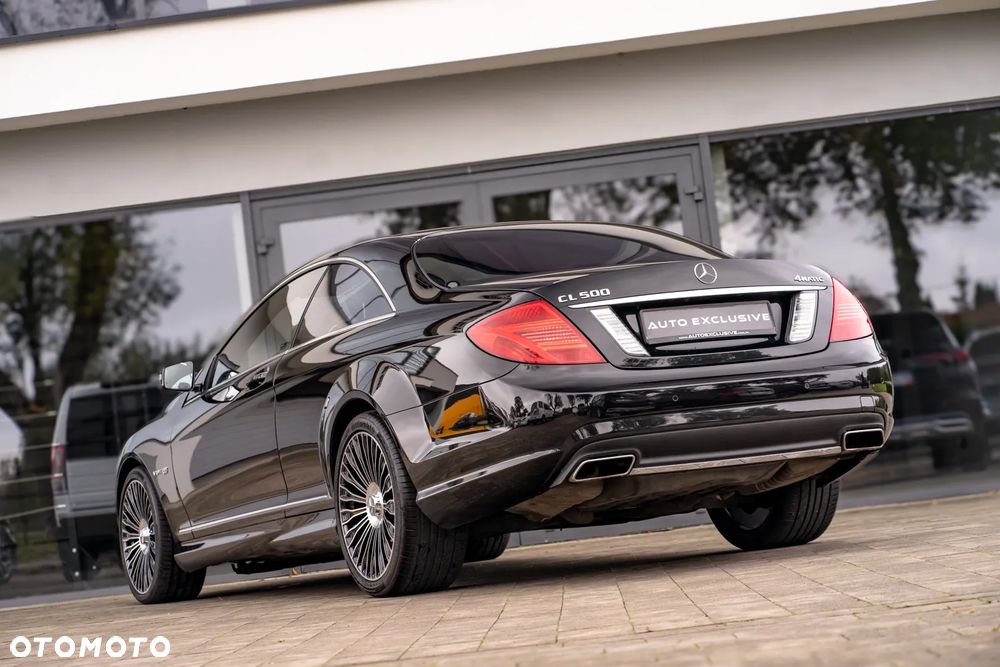Mercedes-Benz CL 500 4Matic (BlueEFFICIENCY) 7G-TRONIC - 23