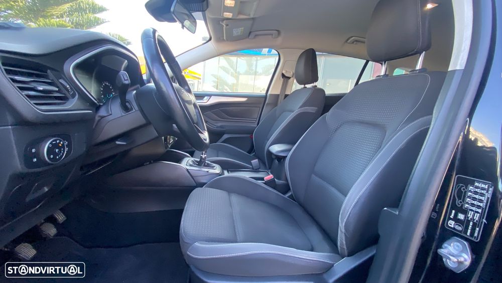 Ford Focus SW 1.5 TDCi EcoBlue Titanium - 18