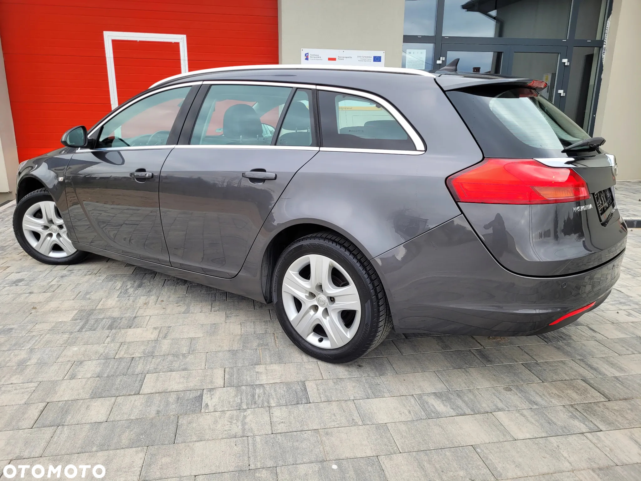 Opel Insignia 2.0 CDTI Sports Tourer - 12