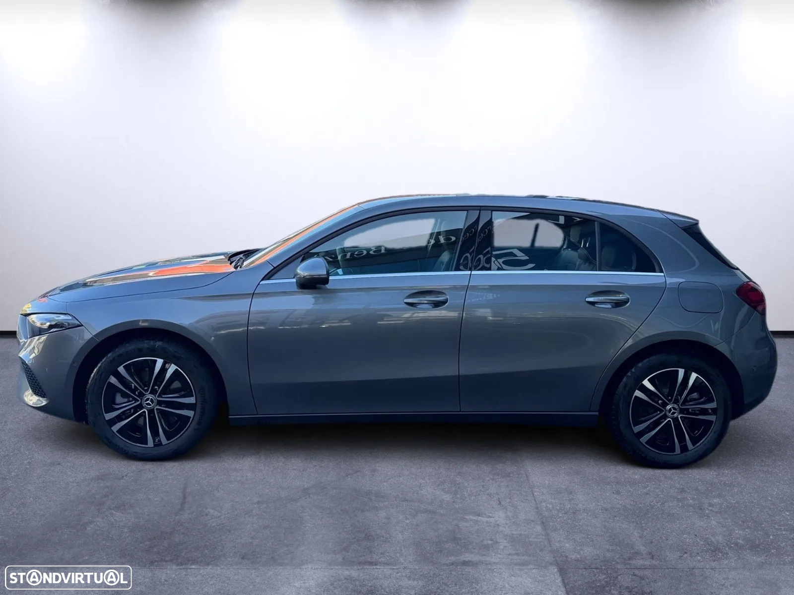 Mercedes-Benz A 250 - 4