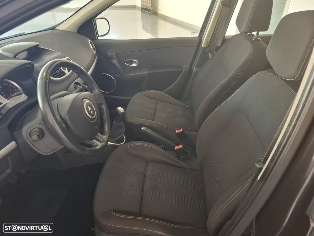 Renault Clio 1.5 dCi Dynamique S - 10