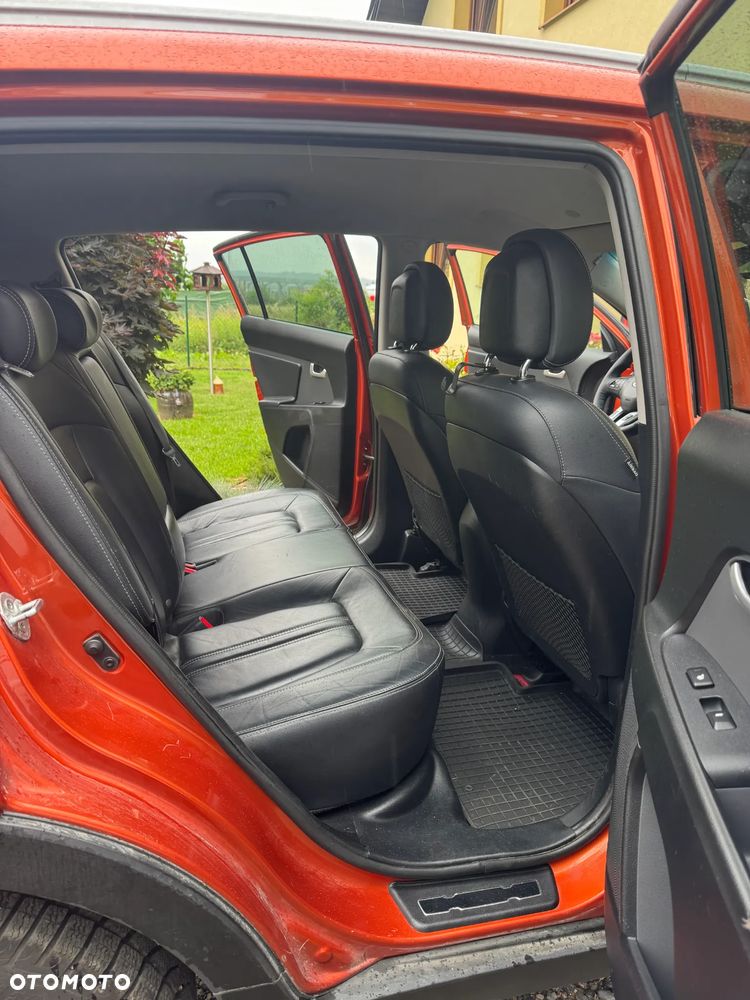 Kia Sportage 2.0 CRDI L AWD - 12