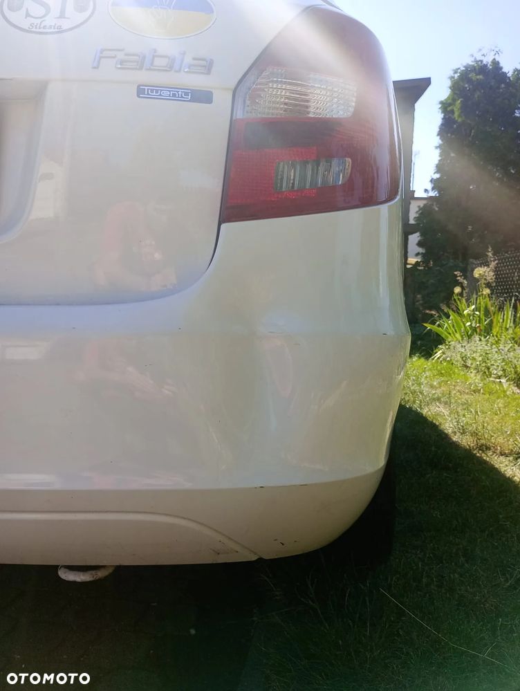 Skoda Fabia 1.2 HTP Combi Active - 13