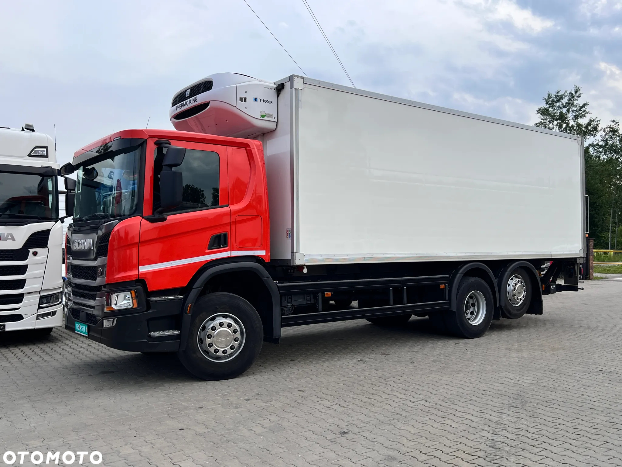 Scania P360 scania po kontrakcie złotym idealny stan chłodnia mroźnia T-1000R 370Tkm jak nowy 6x2/4 - 14
