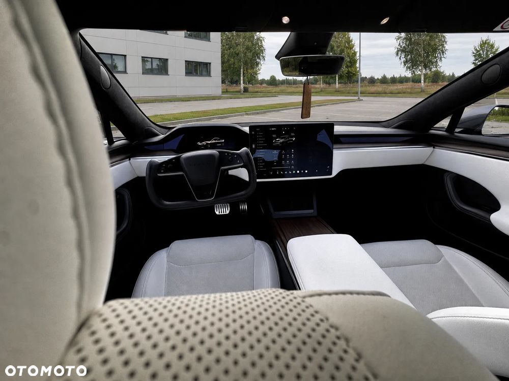Tesla Model S AWD - 4