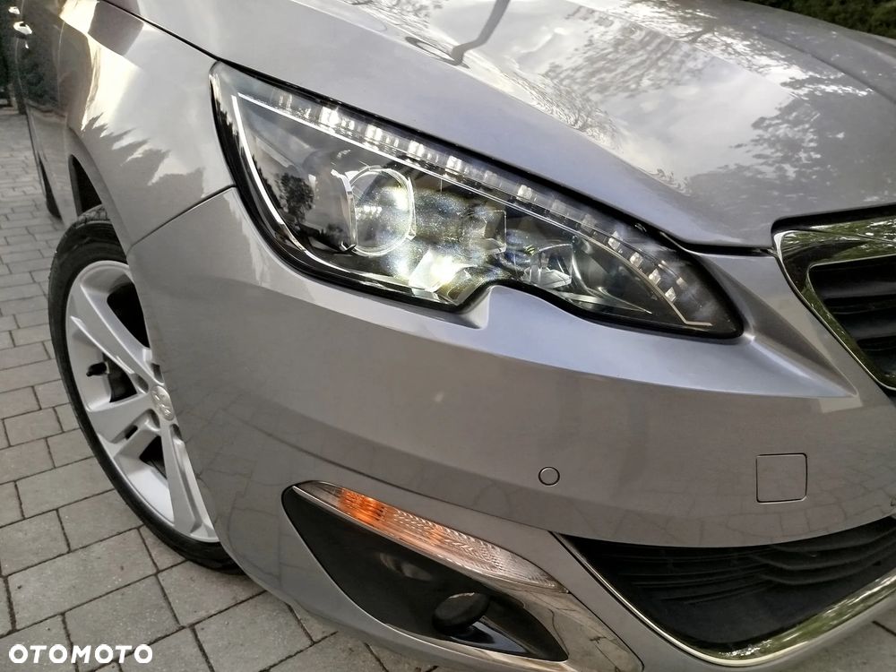 Peugeot 308 1.6 THP Allure - 8