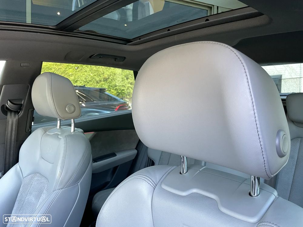 Audi SQ8 4.0 TDI quattro Tiptronic - 14