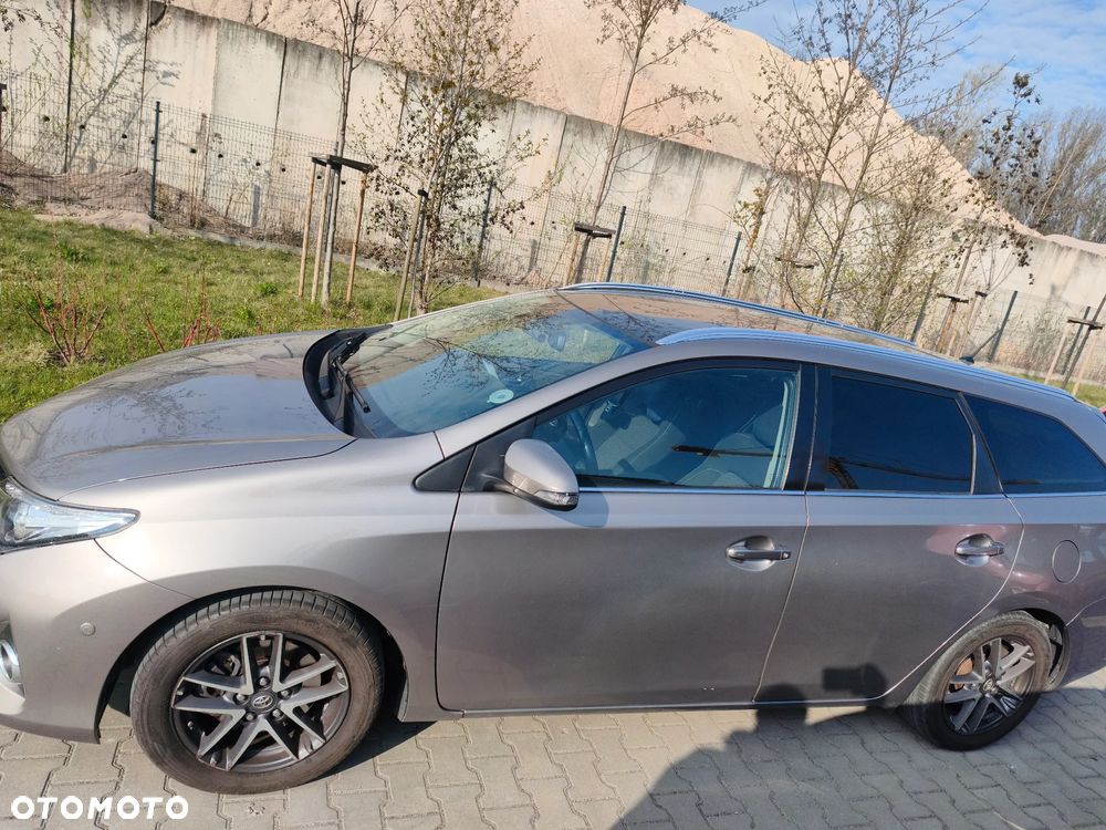 Toyota Auris - 11