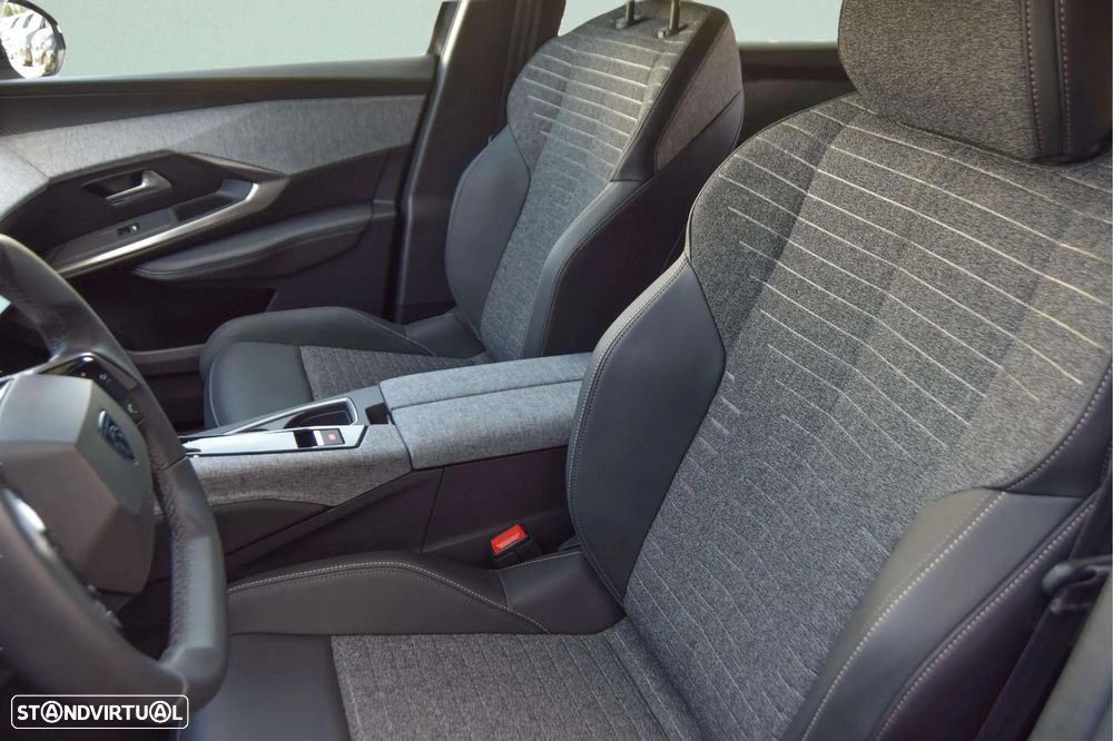 Peugeot 5008 1.2 Hybrid Allure Pack e-DCS6 - 15