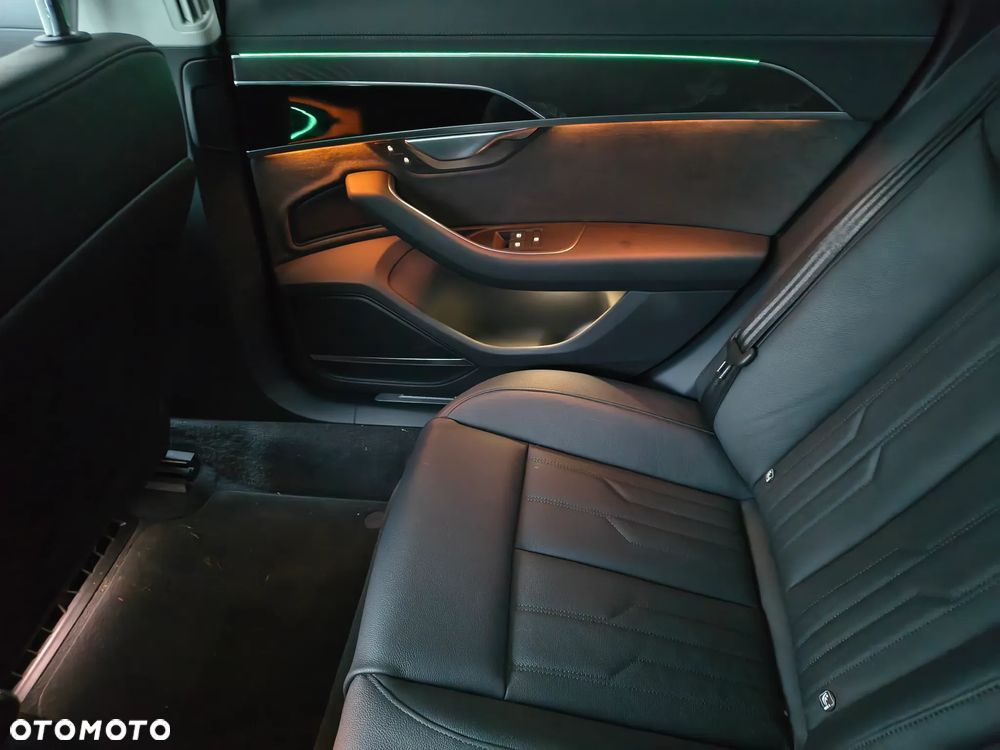 Audi A8 50 TDI quattro tiptronic - 13