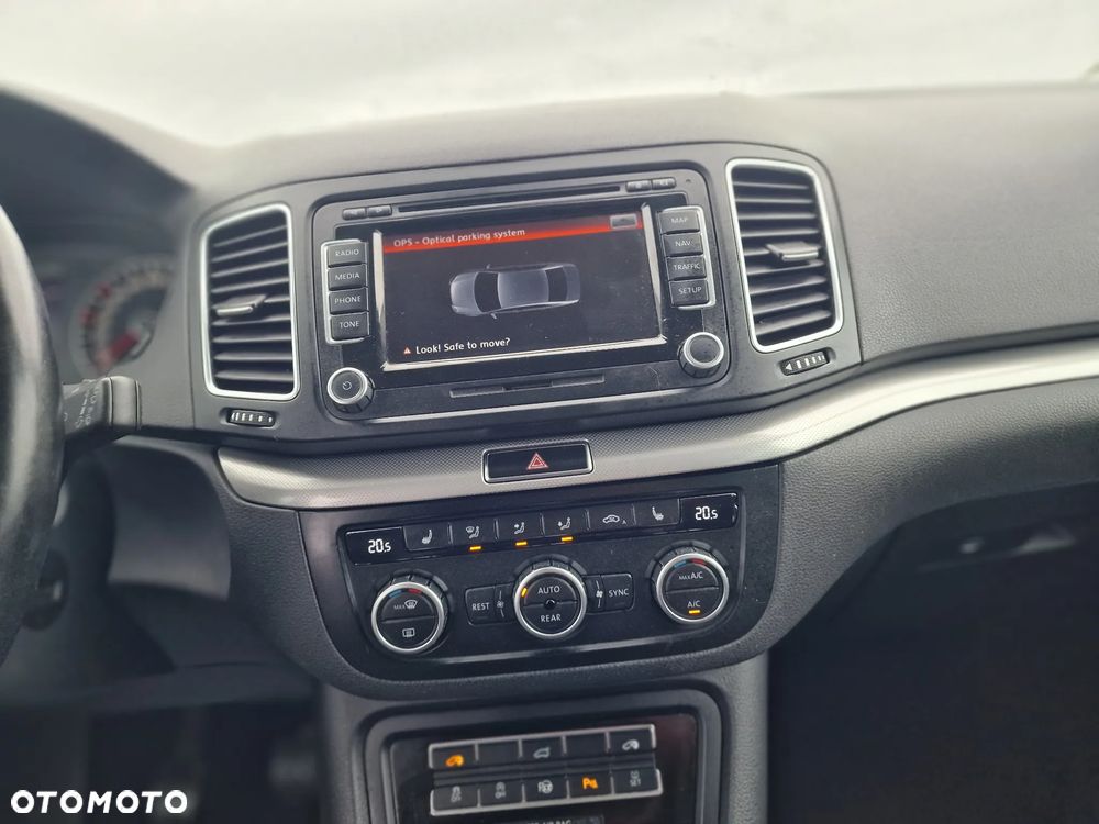 Volkswagen Sharan 2.0 TDI BlueMotion Technology Life - 23