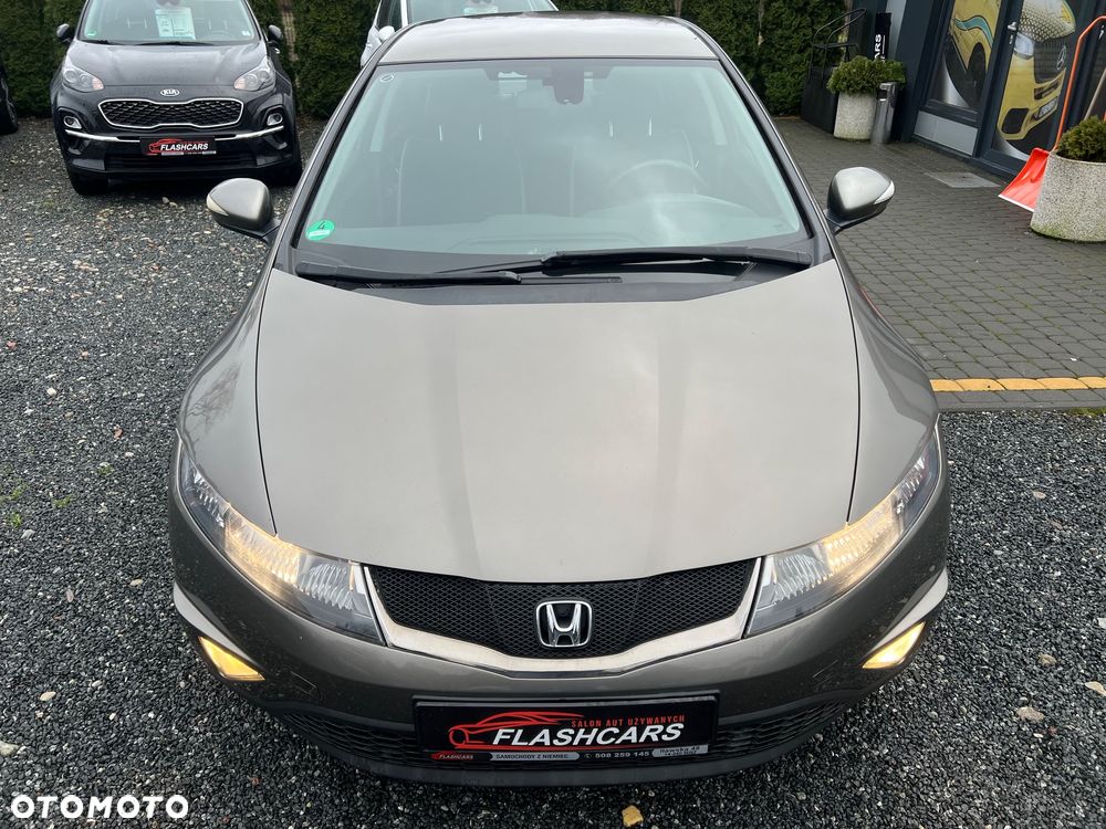 Honda Civic 1.8 Comfort - 25