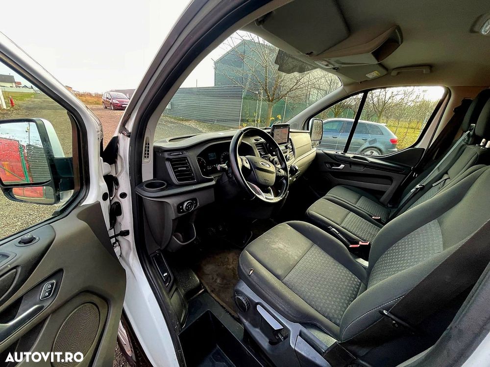 Ford Transit Custom - 8