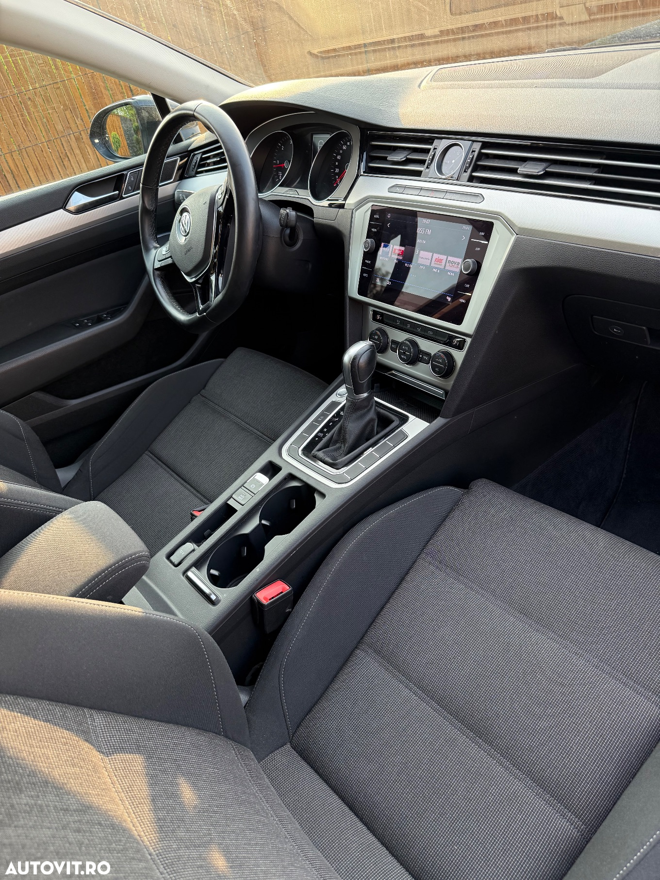 Volkswagen Passat Variant 2.0 TDI DSG Comfortline - 4