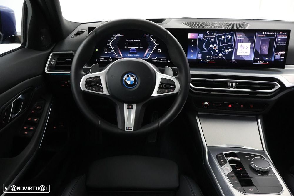 BMW 330 e Touring Pack Desportivo M Pro Auto - 15