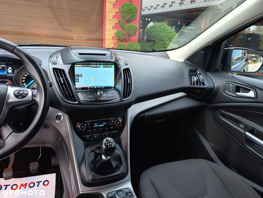 Ford Kuga 1.5 EcoBoost 2x4 Black & Silver - 31