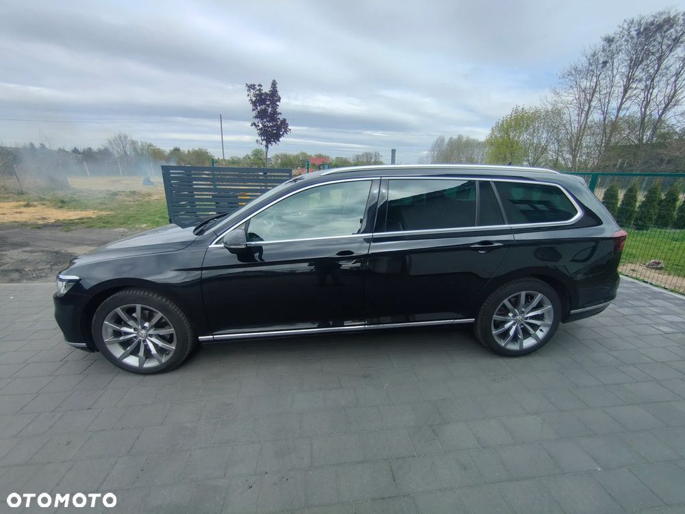 Volkswagen Passat 2.0 TSI OPF DSG Business - 30