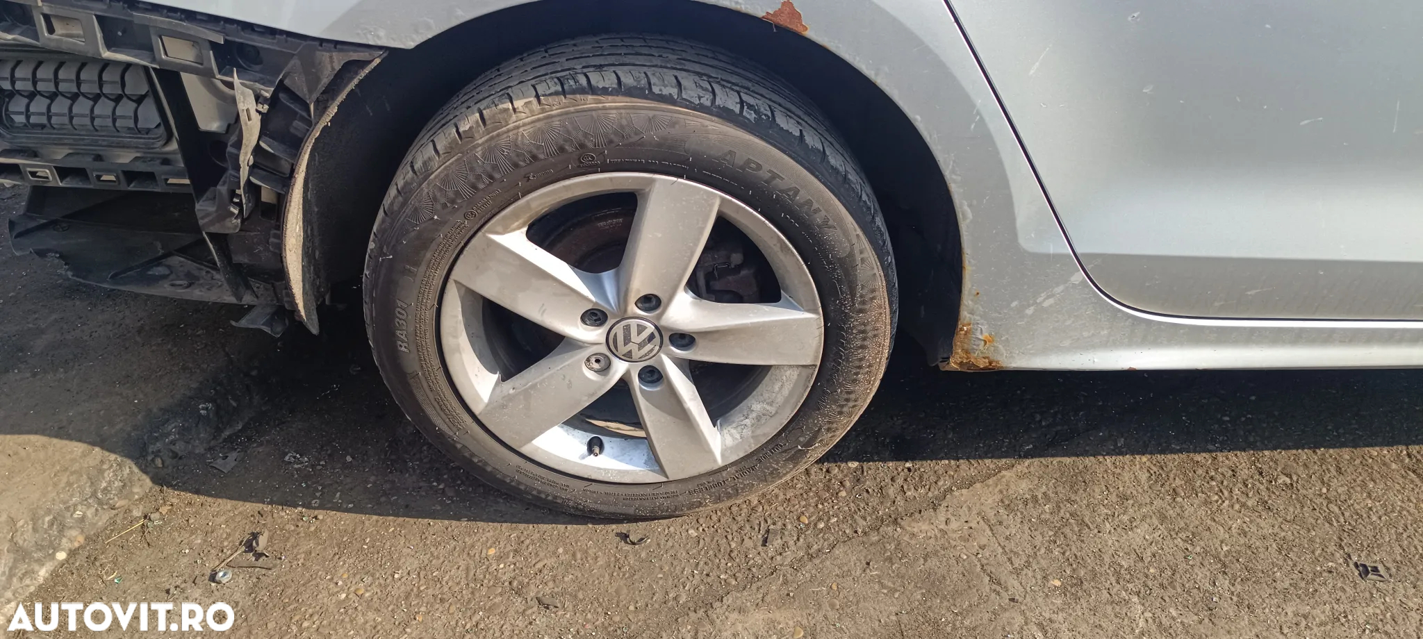 Dezmembrari / Dezmembrez Volkswagen Jetta 4 2.0 CFFB cutie viteze LHD culoare LA7W - 9