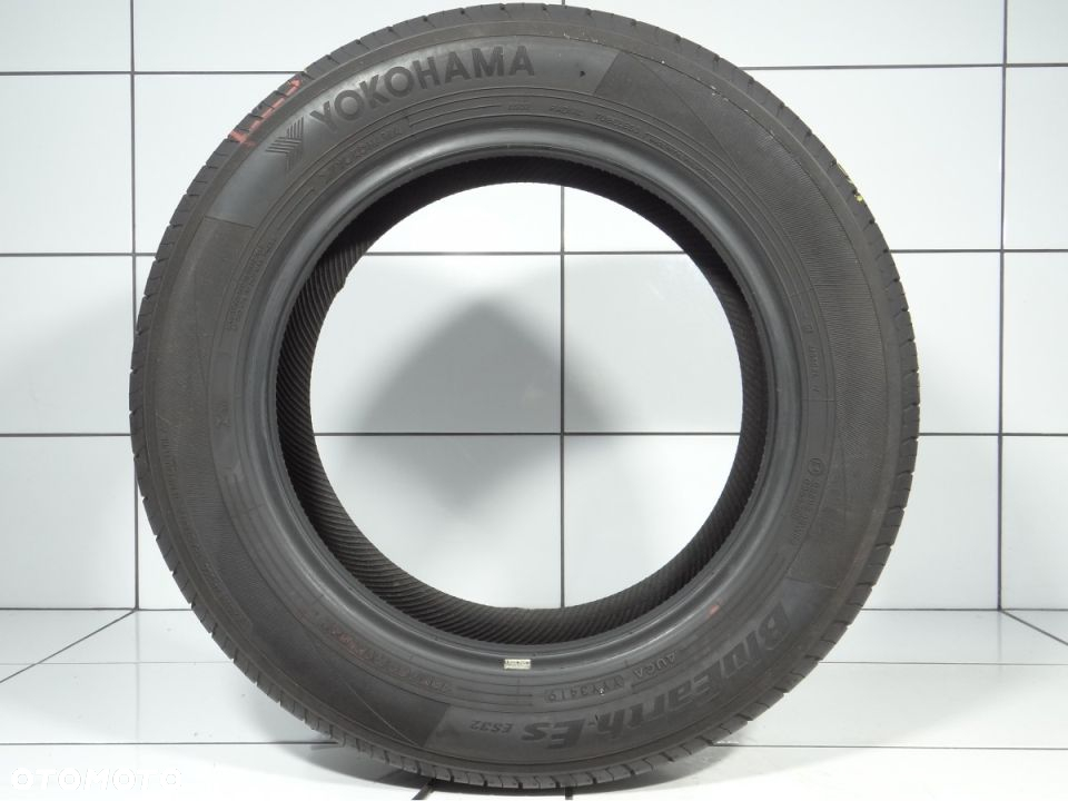 Opony letnie 185/60R15 84H Yokohama - 3