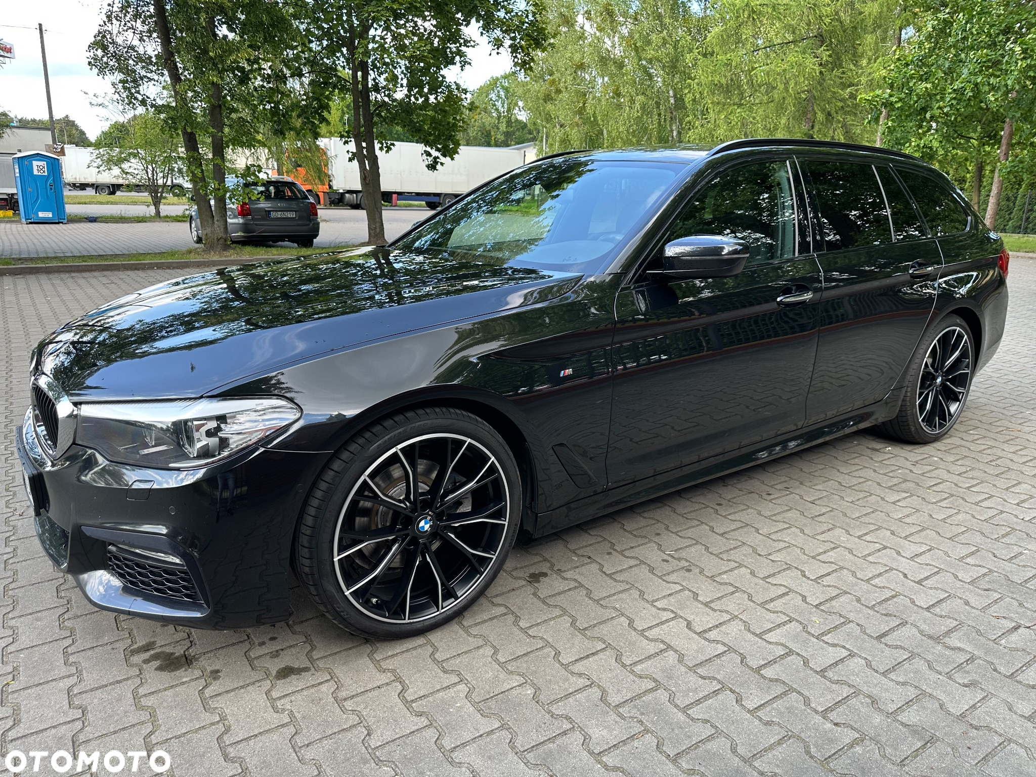 BMW Seria 5 520d xDrive Sport - 2
