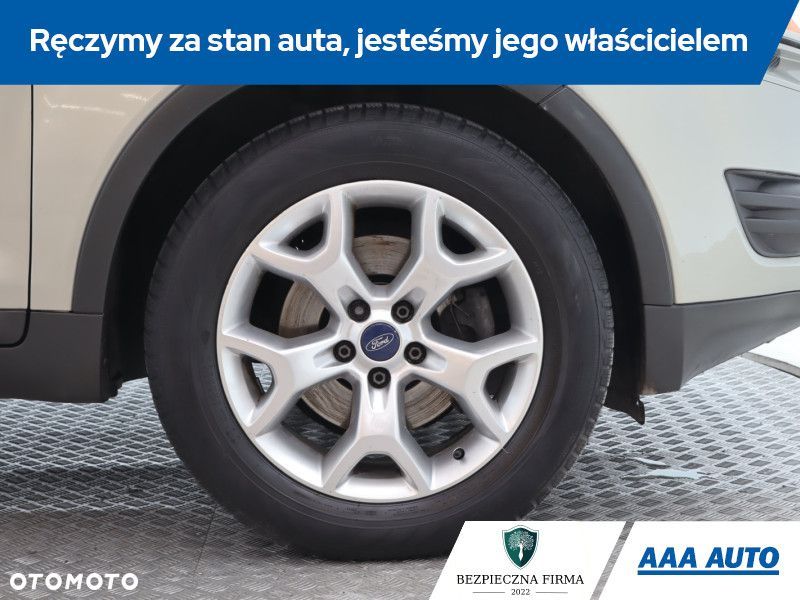 Ford Kuga - 17