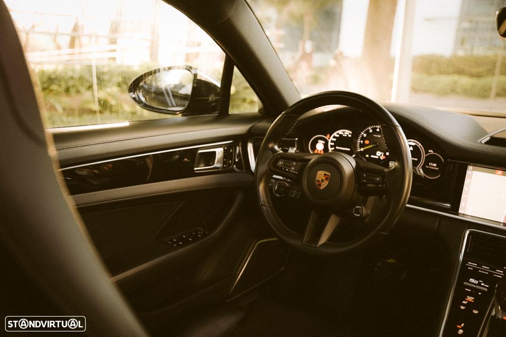 Porsche Panamera Sport Turismo 4S E-Hybrid - 15