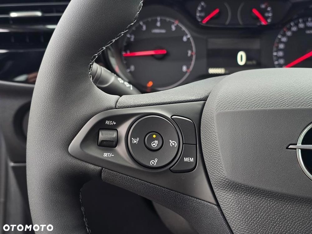 Opel Corsa 1.2 T mHEV GS eDCT - 13