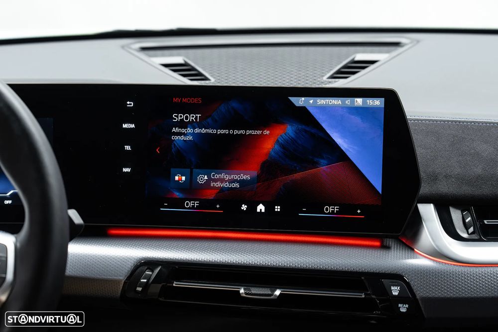 BMW iX2 eDrive20 Pack Desportivo M Pro - 35